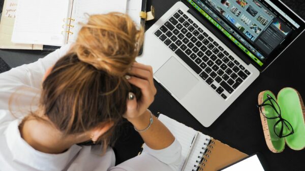💥 Herken jij de tekenen van een burn-out? 💥